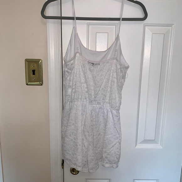 White Lace Romper - Picture 2 of 4